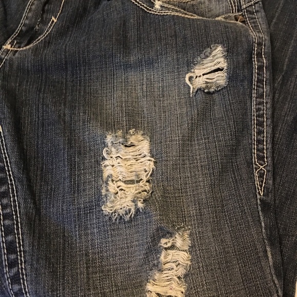 Alloy jeans.  Run small 32 x 37 - Picture 4 of 10